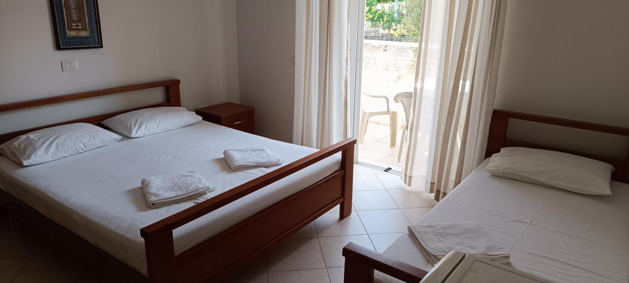 El Doro Rooms Dhërmi Dış mekan fotoğraf